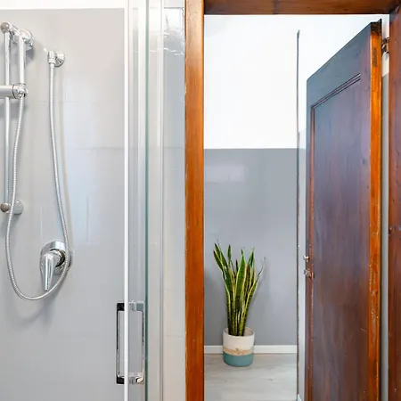 Apartamento 8 Mins From San Marco, Experience Authentic Veneza