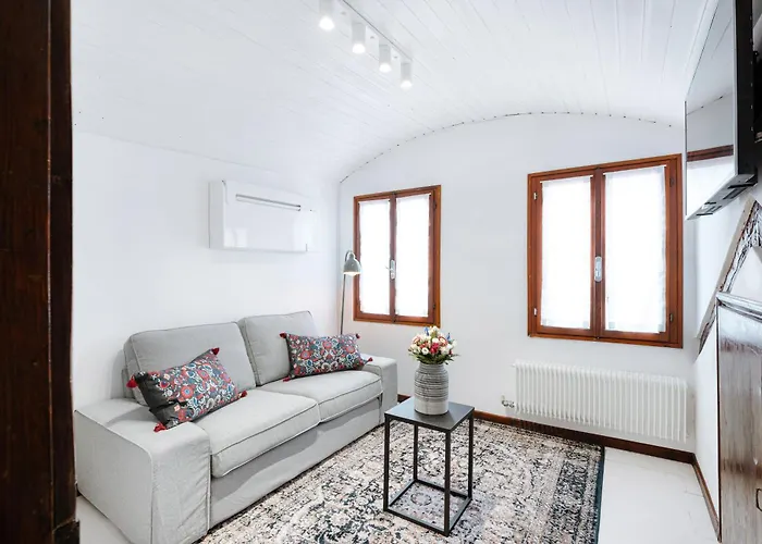 Apartamento 8 Mins From San Marco, Experience Authentic *