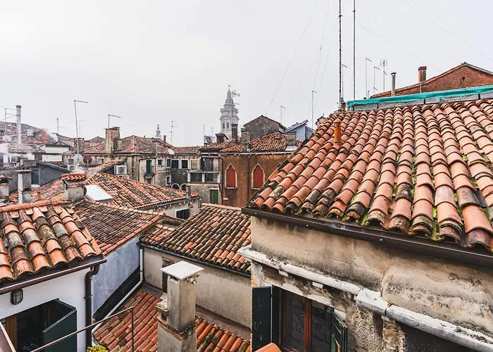 Apartamento 8 Mins From San Marco, Experience Authentic Veneza