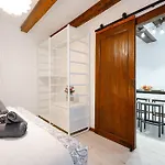 8 Mins From San Marco, Experience Authentic Velence