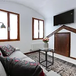 8 Mins From San Marco, Experience Authentic *