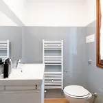 8 Mins From San Marco, Experience Authentic