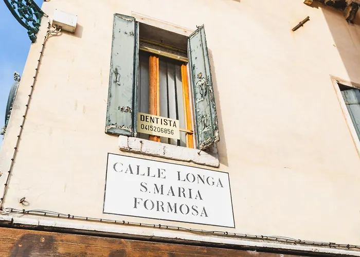 8 Mins From San Marco, Experience Authentic アパート