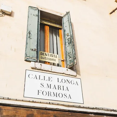 8 Mins From San Marco, Experience Authentic アパート